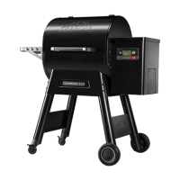 Traeger IRONWOOD 650 - SCHWARZ Pellet Grill   incl. Abdeckhaube und  klappbarer Frontablage im SET