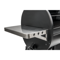 Traeger IRONWOOD 650 - SCHWARZ Pellet Grill   incl. Abdeckhaube und  klappbarer Frontablage im SET