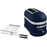 KitchenAid 5KMT2204EIB Toaster 2-Scheiben ARTISAN Farbe Ink Blue incl. Sandwichzange - Der Toaster in einer spezifischen Farbe, abgebildet auf einer modernen K&uuml;chenarbeitsplatte.