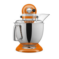 KitchenAid Artisan 5KSM175PSEHY K&uuml;chenmaschine 4,8L in Honig mit Zubeh&ouml;r - Produktabbildung zur genauen Darstellung des Artikels.