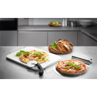 Gefu Set: Pizzastein DARIOSO mit Gestell + Pizzaschneider + Pizza-Schieber 89534