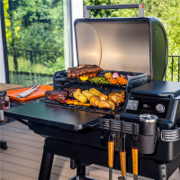 Traeger IRONWOOD INT TFB61RLGI Pellet Grill