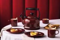 Le Creuset Wasserkessel Tradition Garnet